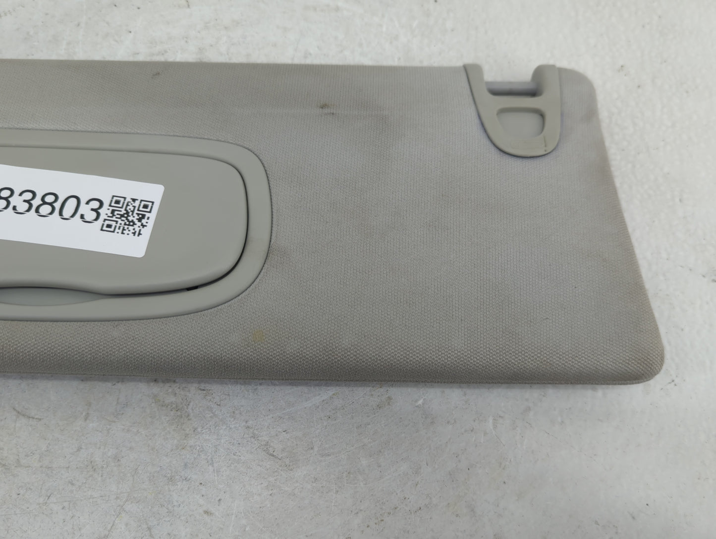 2019-2022 Jeep Cherokee Sun Visor Shade Replacement Driver Left Mirror Fits Fits 2019 2020 2021 2022 OEM Used Auto Parts - O