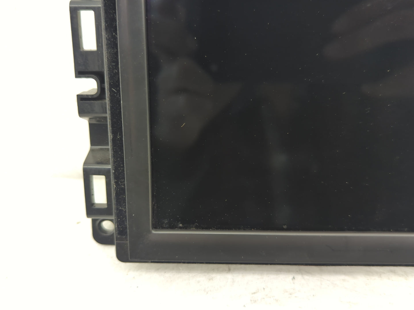 2019 Jeep Cherokee Radio AM FM Cd Player Receiver Replacement P/N:68297444AG Fits OEM Used Auto Parts - Oemusedautoparts1.co