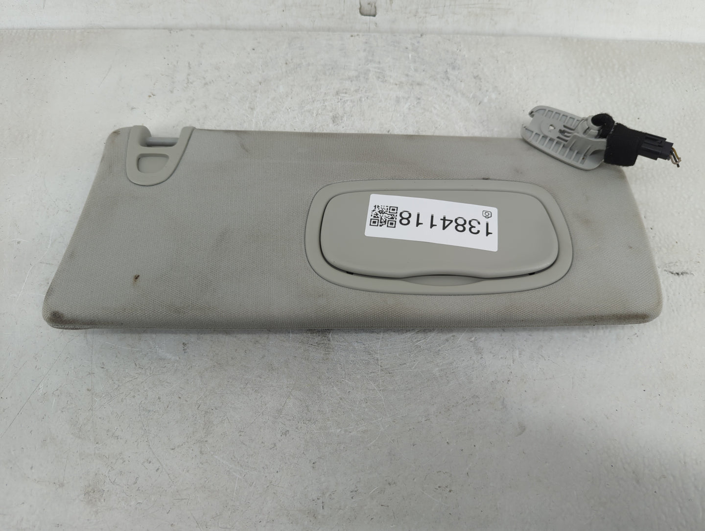 2019-2022 Jeep Cherokee Sun Visor Shade Replacement Passenger Right Mirror Fits Fits 2019 2020 2021 2022 OEM Used Auto Parts
