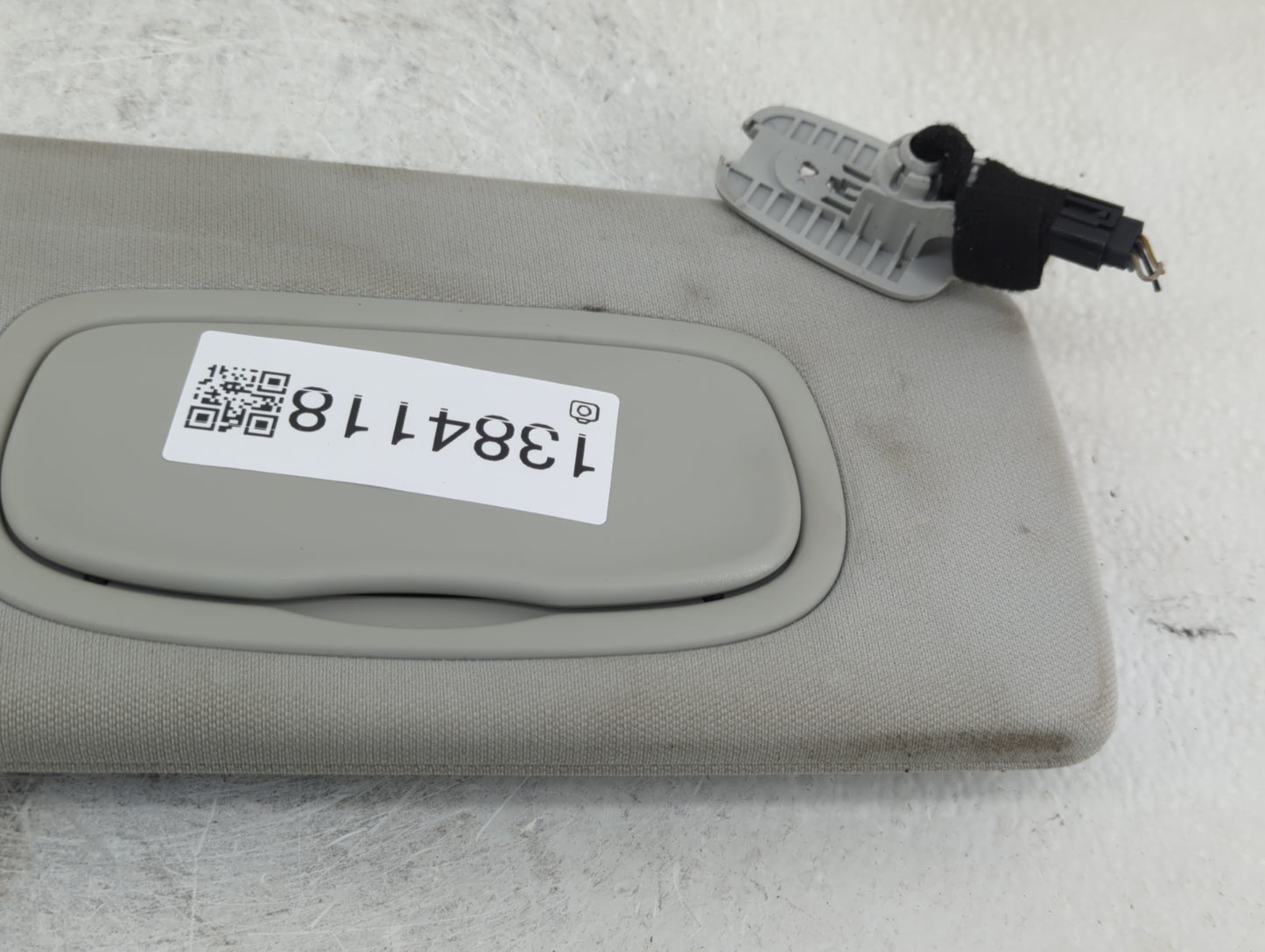 2019-2022 Jeep Cherokee Sun Visor Shade Replacement Passenger Right Mirror Fits Fits 2019 2020 2021 2022 OEM Used Auto Parts