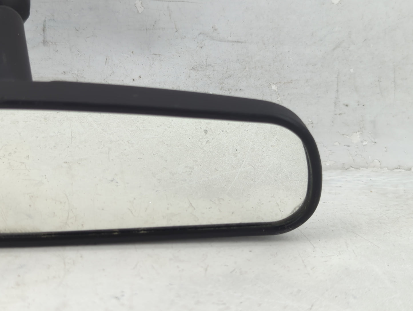 2019 Jeep Cherokee Interior Rear View Mirror Replacement OEM P/N:A048070 Fits OEM Used Auto Parts - Oemusedautoparts1.com