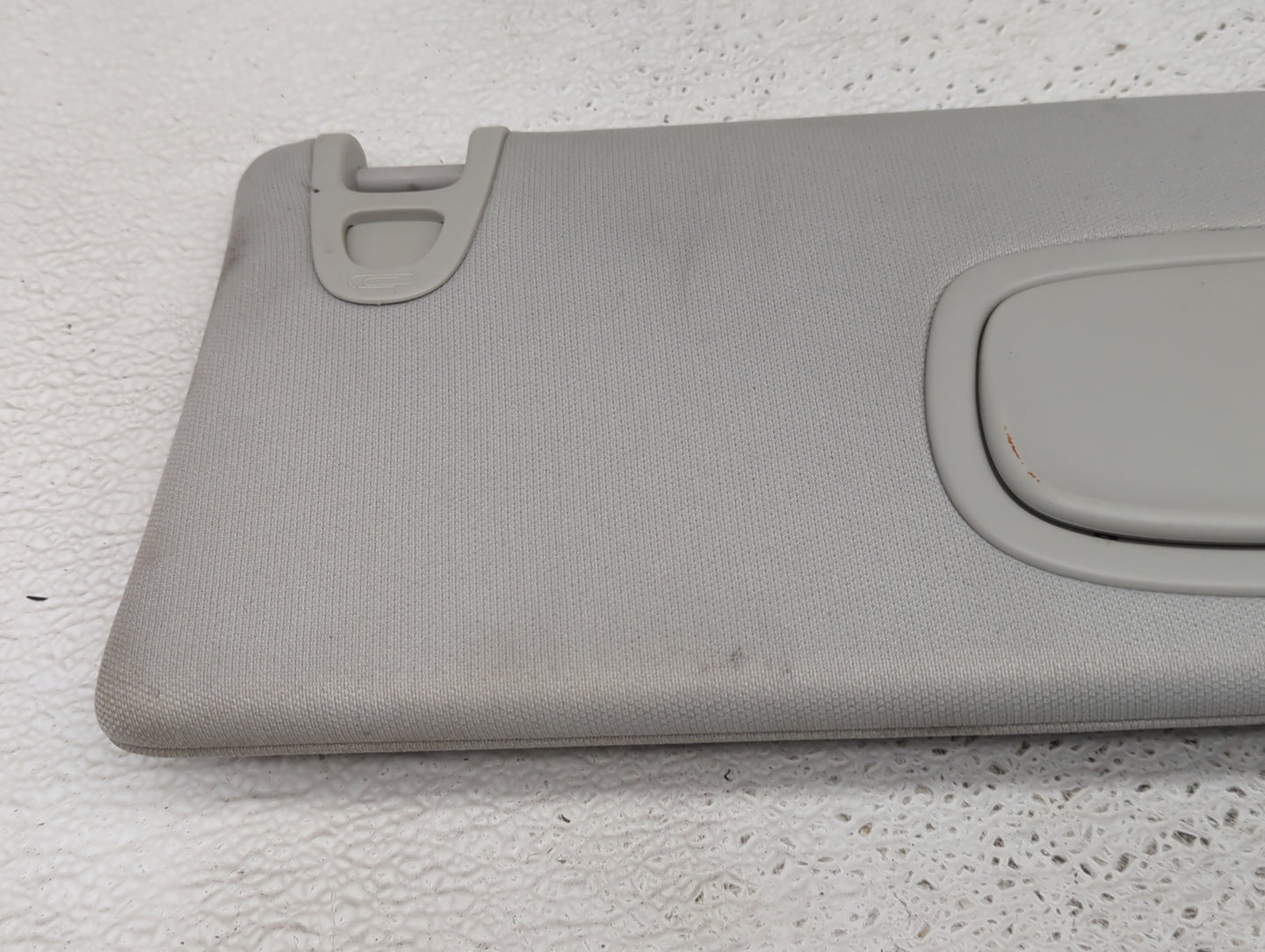 2019-2022 Jeep Cherokee Sun Visor Shade Replacement Passenger Right Mirror Fits Fits 2019 2020 2021 2022 OEM Used Auto Parts