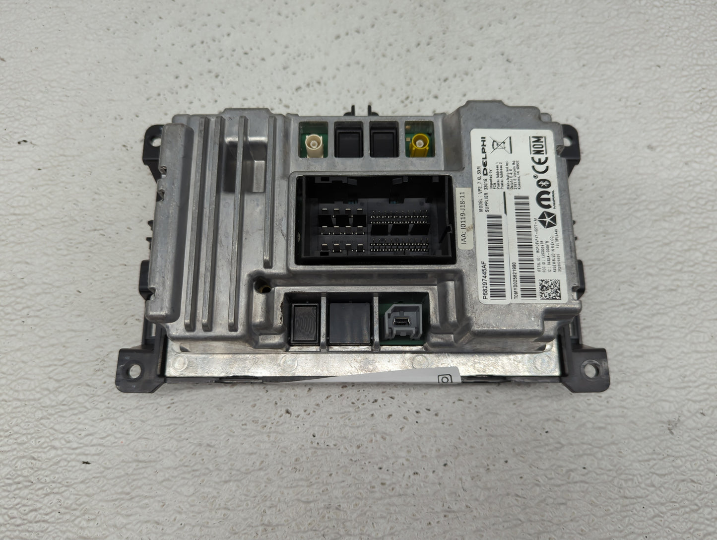 2019 Jeep Cherokee Radio AM FM Cd Player Receiver Replacement P/N:68297445AF Fits OEM Used Auto Parts - Oemusedautoparts1.co