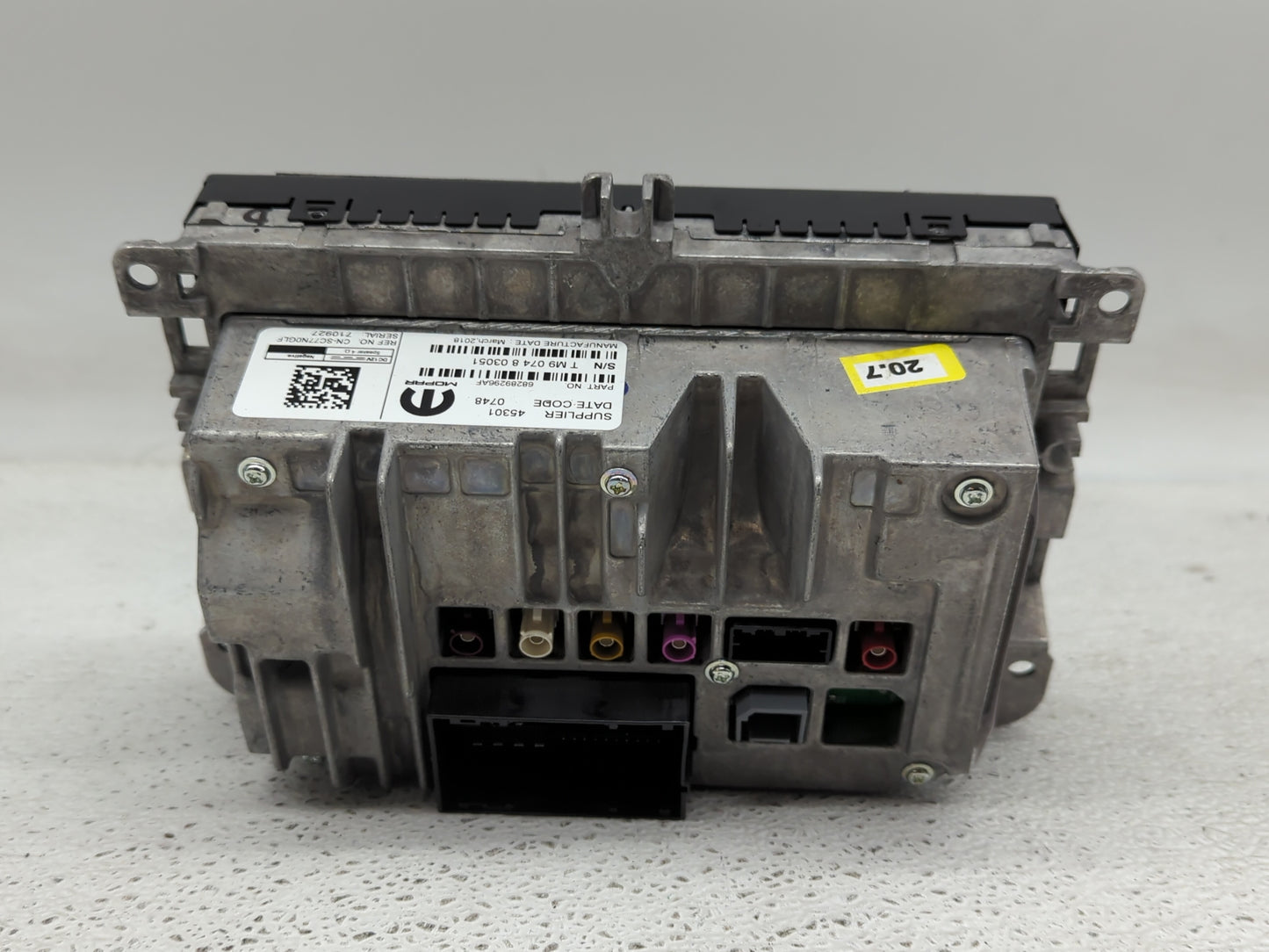2019 Jeep Cherokee Radio AM FM Cd Player Receiver Replacement P/N:68289296AF Fits OEM Used Auto Parts - Oemusedautoparts1.co