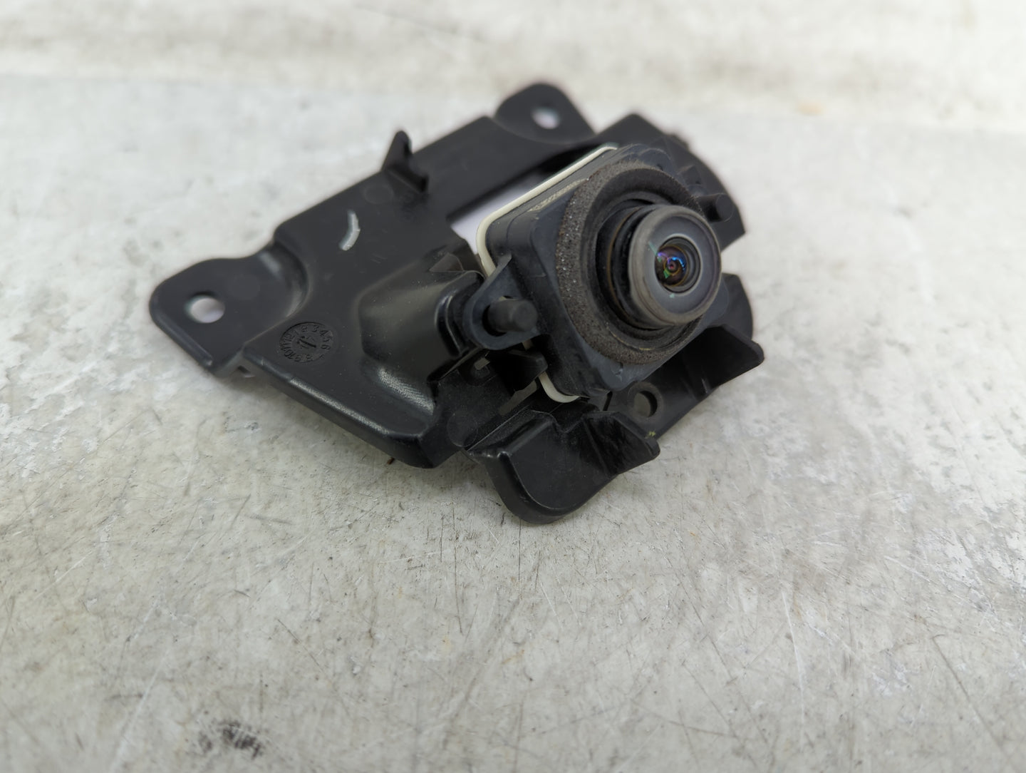 2019-2019 Jeep Cherokee Back Up Sensor Backup Camera - Oemusedautoparts1.com