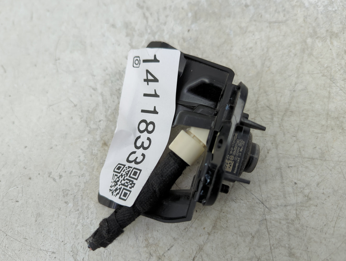 2019-2019 Jeep Cherokee Back Up Sensor Backup Camera - Oemusedautoparts1.com