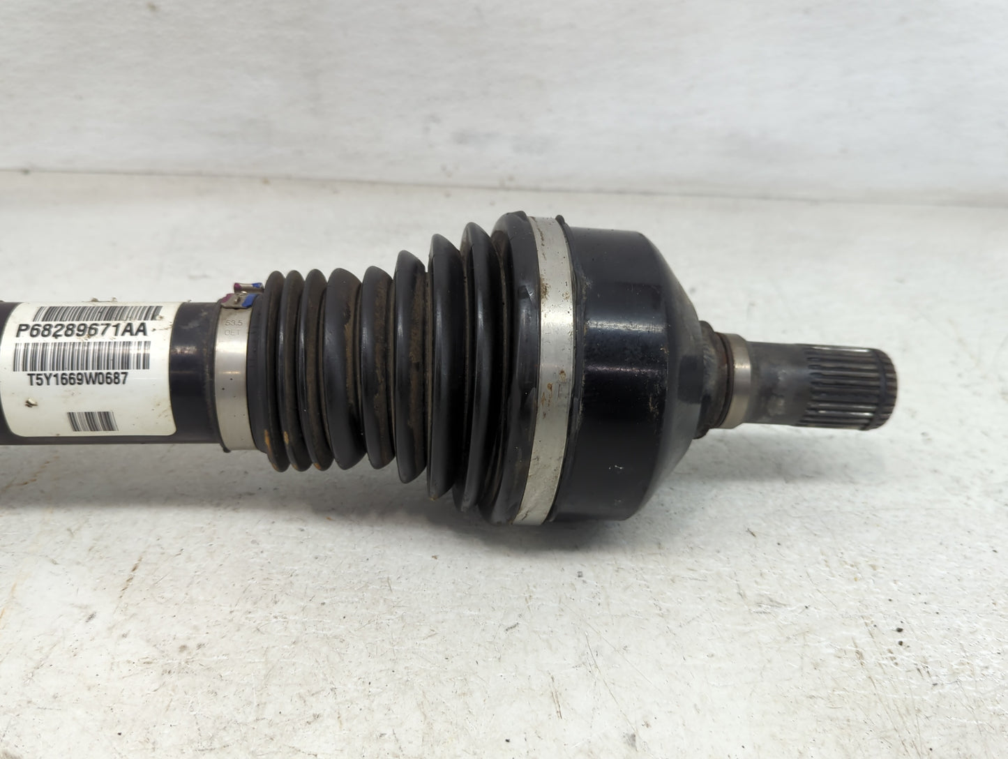 2019-2022 Jeep Cherokee Axle Shaft Front Driver Cv C/v - Oemusedautoparts1.com