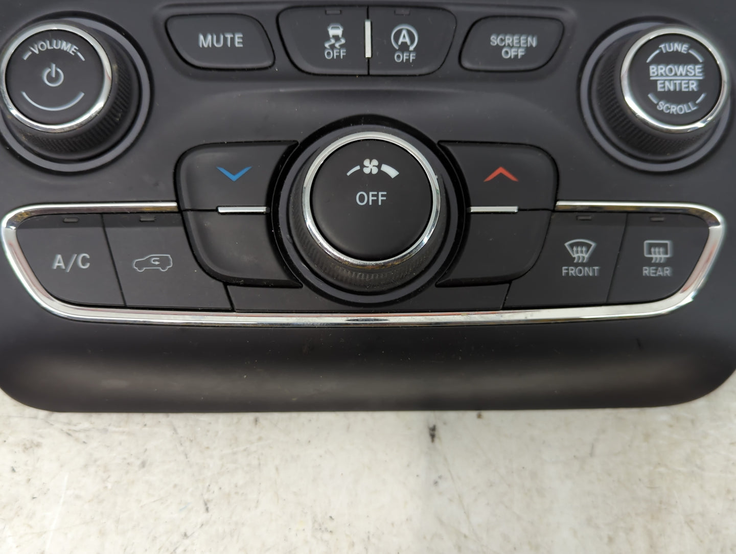 2019-2022 Jeep Cherokee Climate Control Module Temperature AC/Heater Replacement P/N:68285938AF Fits Fits 2019 2020 2021 202