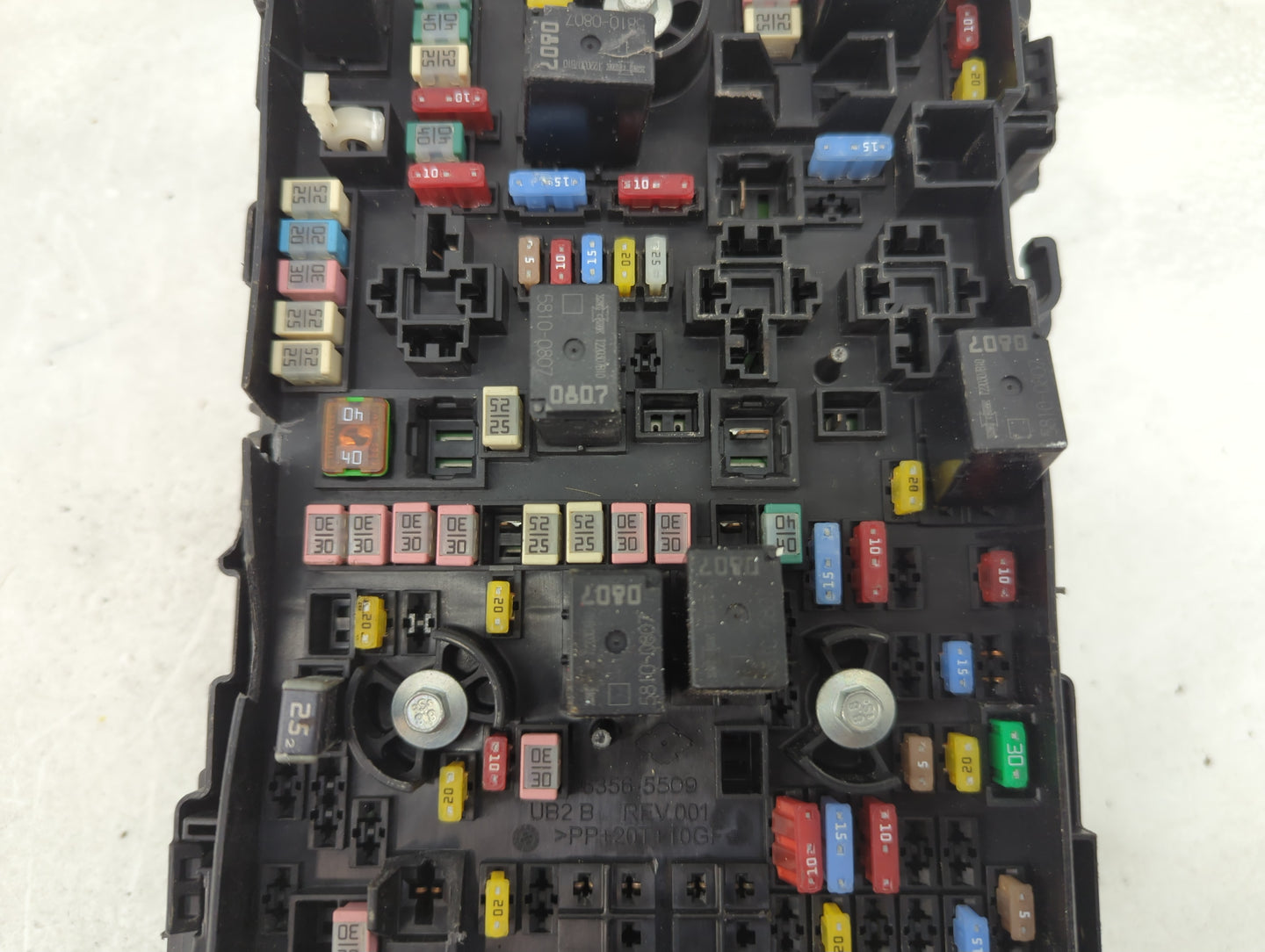 2019-2022 Jeep Cherokee Chassis Control Module Ccm Bcm Body Control - Oemusedautoparts1.com