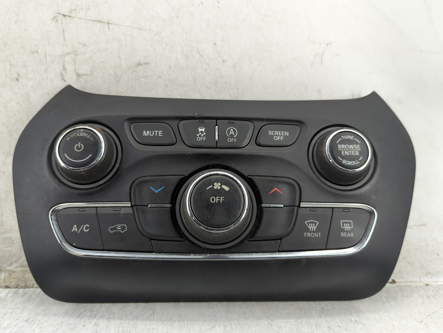 2019-2022 Jeep Cherokee Climate Control Module Temperature AC/Heater Replacement P/N:68285938AE 68285938AB Fits OEM Used Aut