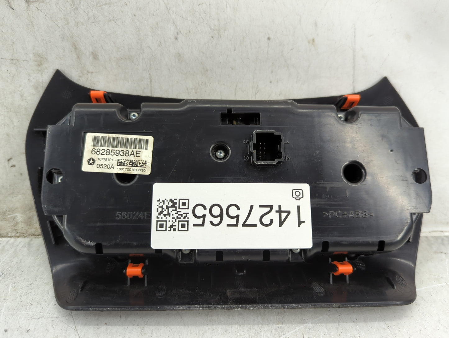 2019-2022 Jeep Cherokee Climate Control Module Temperature AC/Heater Replacement P/N:68285938AE 68285938AB Fits OEM Used Aut