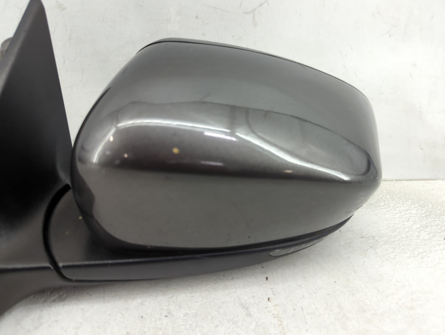 2014-2021 Jeep Cherokee Driver Side View Mirror - Left Door Mirror OEM Used - Oemusedautoparts1.com