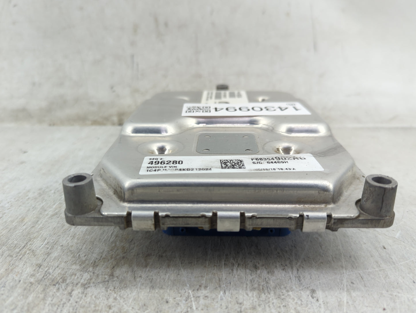 2019-2020 Jeep Cherokee PCM Engine Control Computer ECU ECM PCU OEM P/N:P68397063AA P6835490ZAG, A2C7639760000 Fits Fits 201