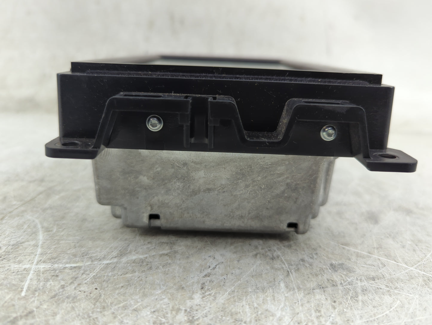 2019 Jeep Cherokee Information Display Screen Black - Oemusedautoparts1.com
