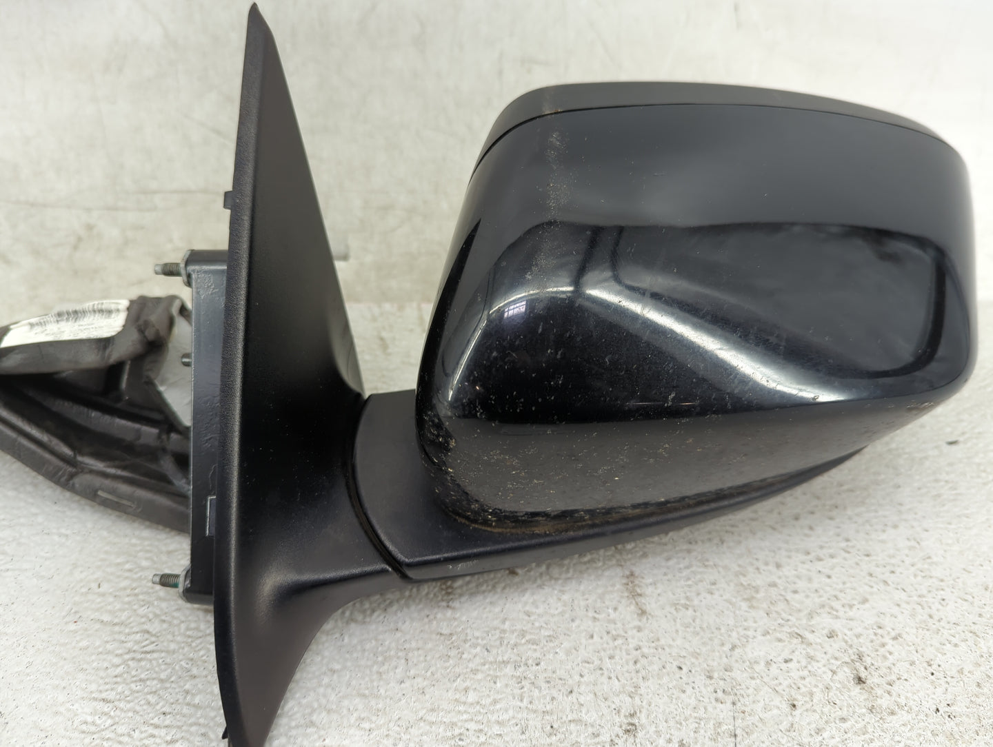 2014-2021 Jeep Cherokee Driver Side View Mirror - Left Door Mirror OEM Used - Oemusedautoparts1.com