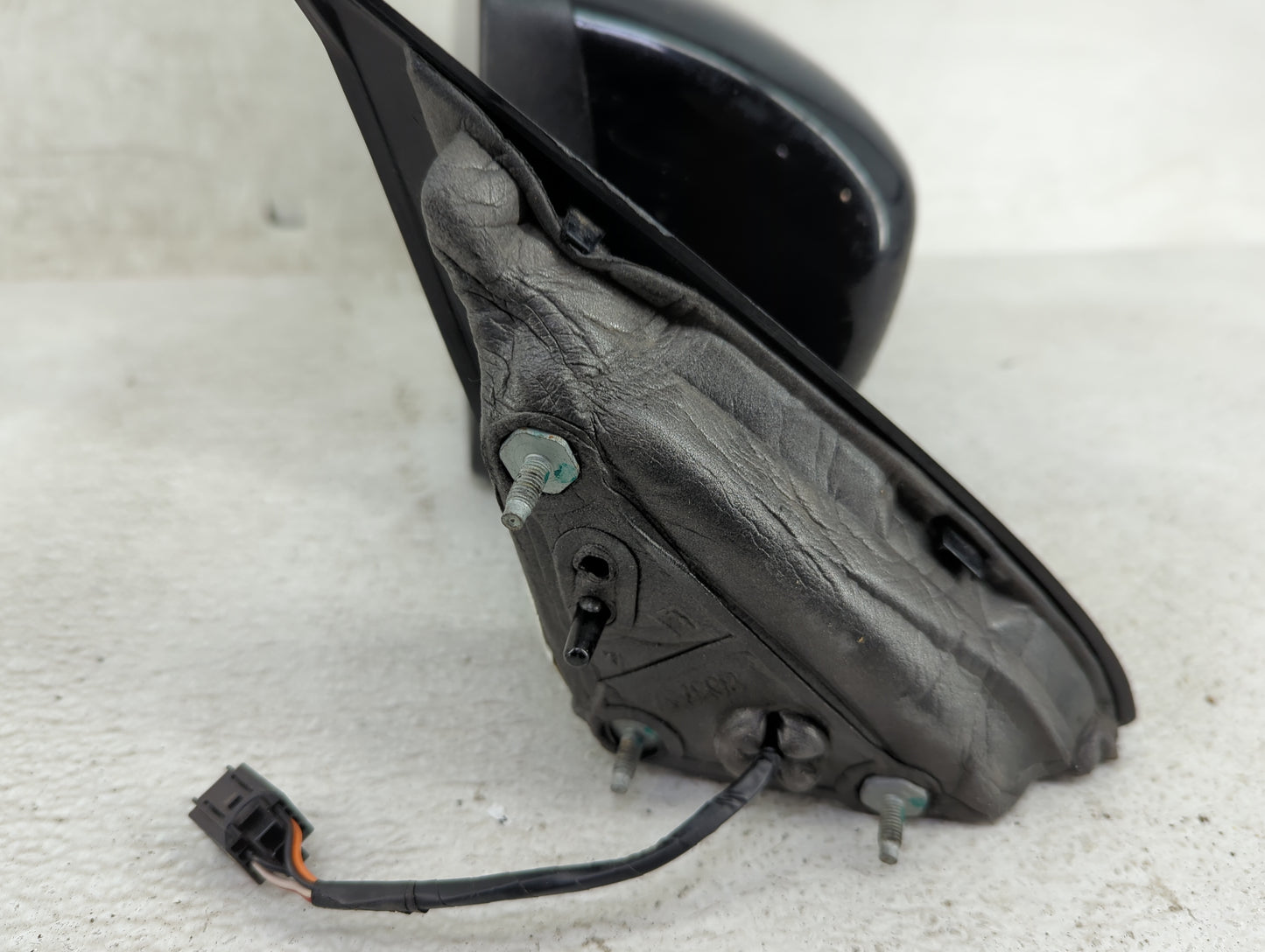 2014-2021 Jeep Cherokee Driver Side View Mirror - Left Door Mirror OEM Used - Oemusedautoparts1.com