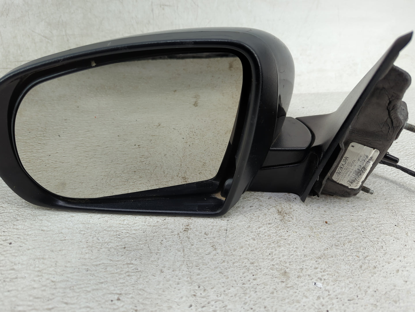 2014-2021 Jeep Cherokee Driver Side View Mirror - Left Door Mirror OEM Used - Oemusedautoparts1.com