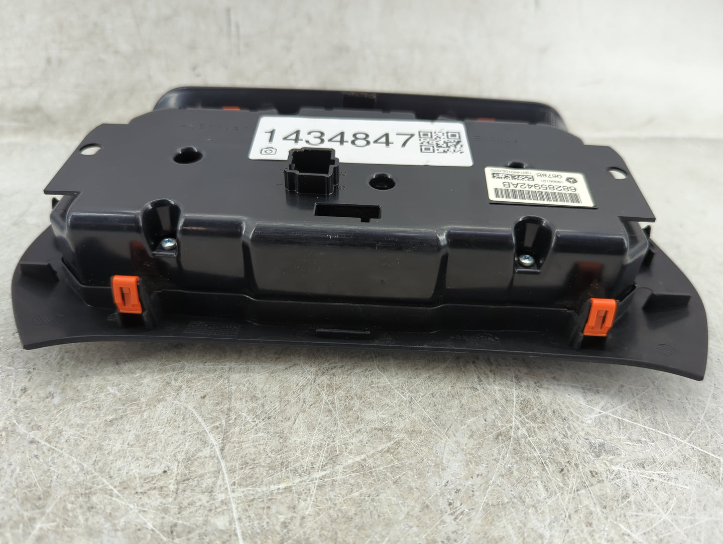 2019-2022 Jeep Cherokee Climate Control Module Temperature AC/Heater Replacement P/N:68285942AB Fits Fits 2019 2020 2021 202