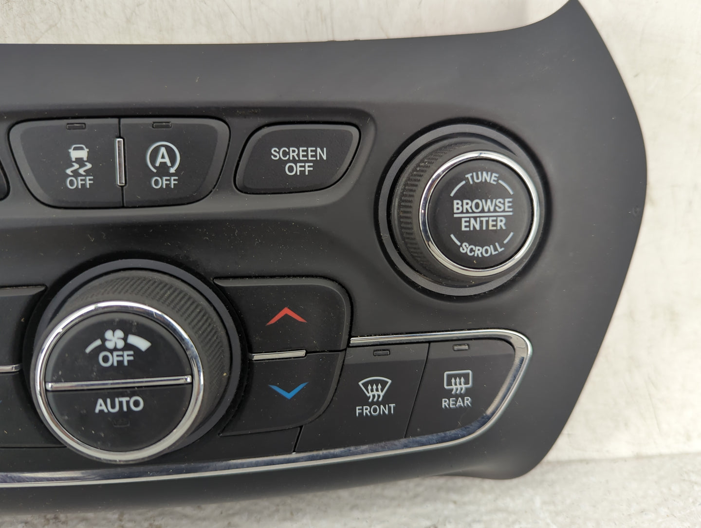2019-2022 Jeep Cherokee Climate Control Module Temperature AC/Heater Replacement P/N:68285942AD Fits Fits 2019 2020 2021 202
