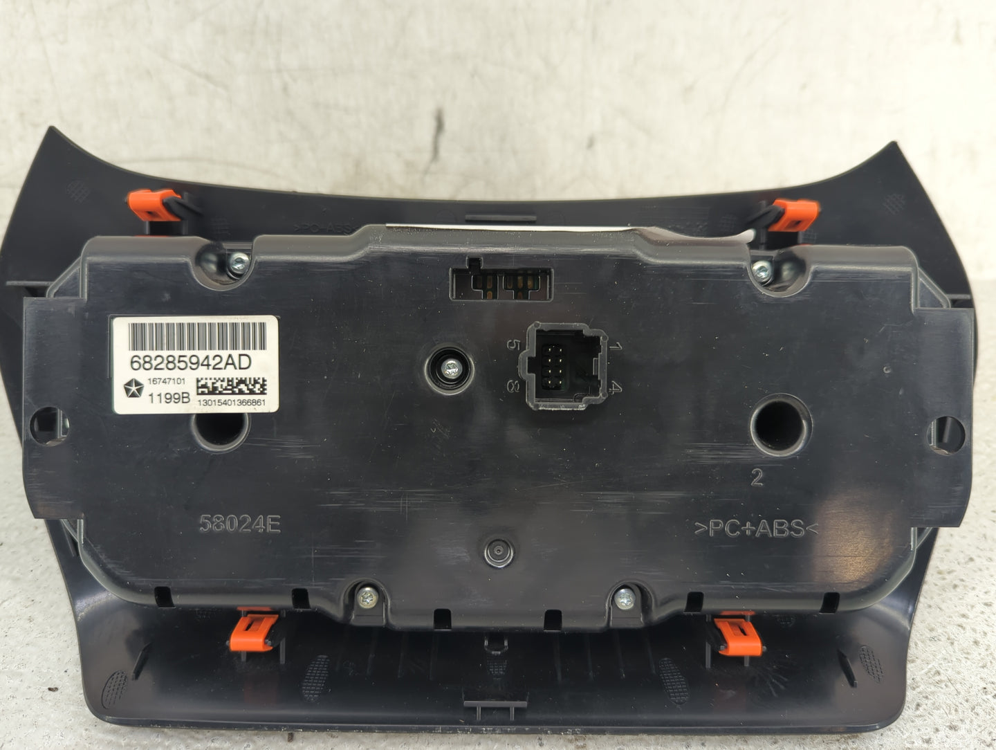 2019-2022 Jeep Cherokee Climate Control Module Temperature AC/Heater Replacement P/N:68285942AD Fits Fits 2019 2020 2021 202