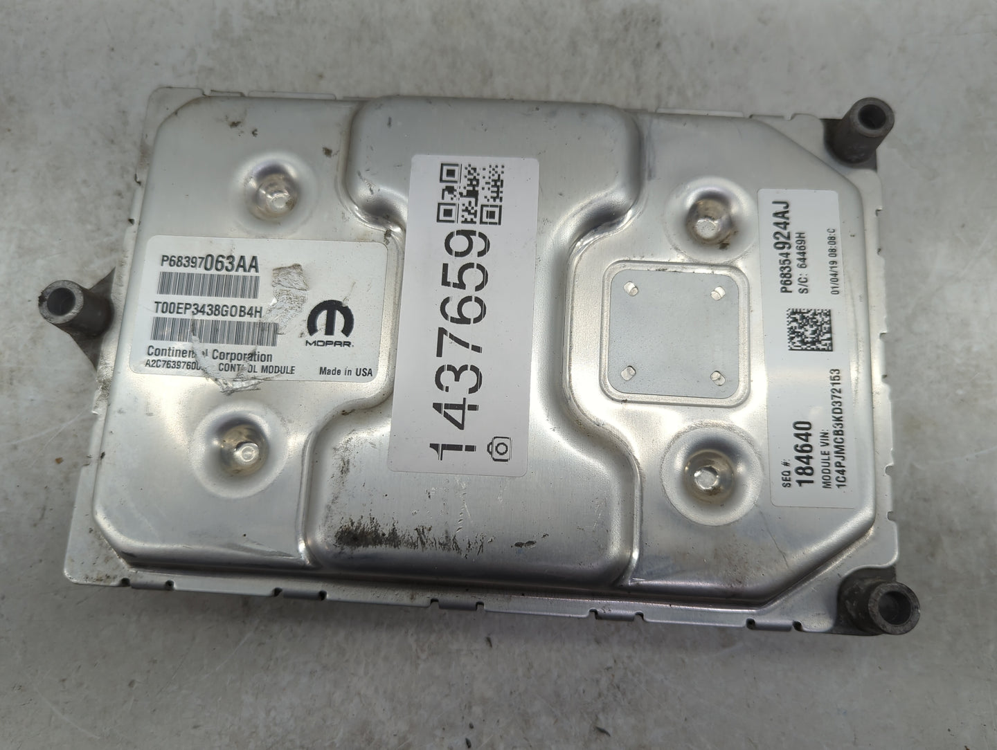 2019-2020 Jeep Cherokee PCM Engine Control Computer ECU ECM PCU OEM P/N:P68397063AA P68354924AJ Fits Fits 2019 2020 OEM Used