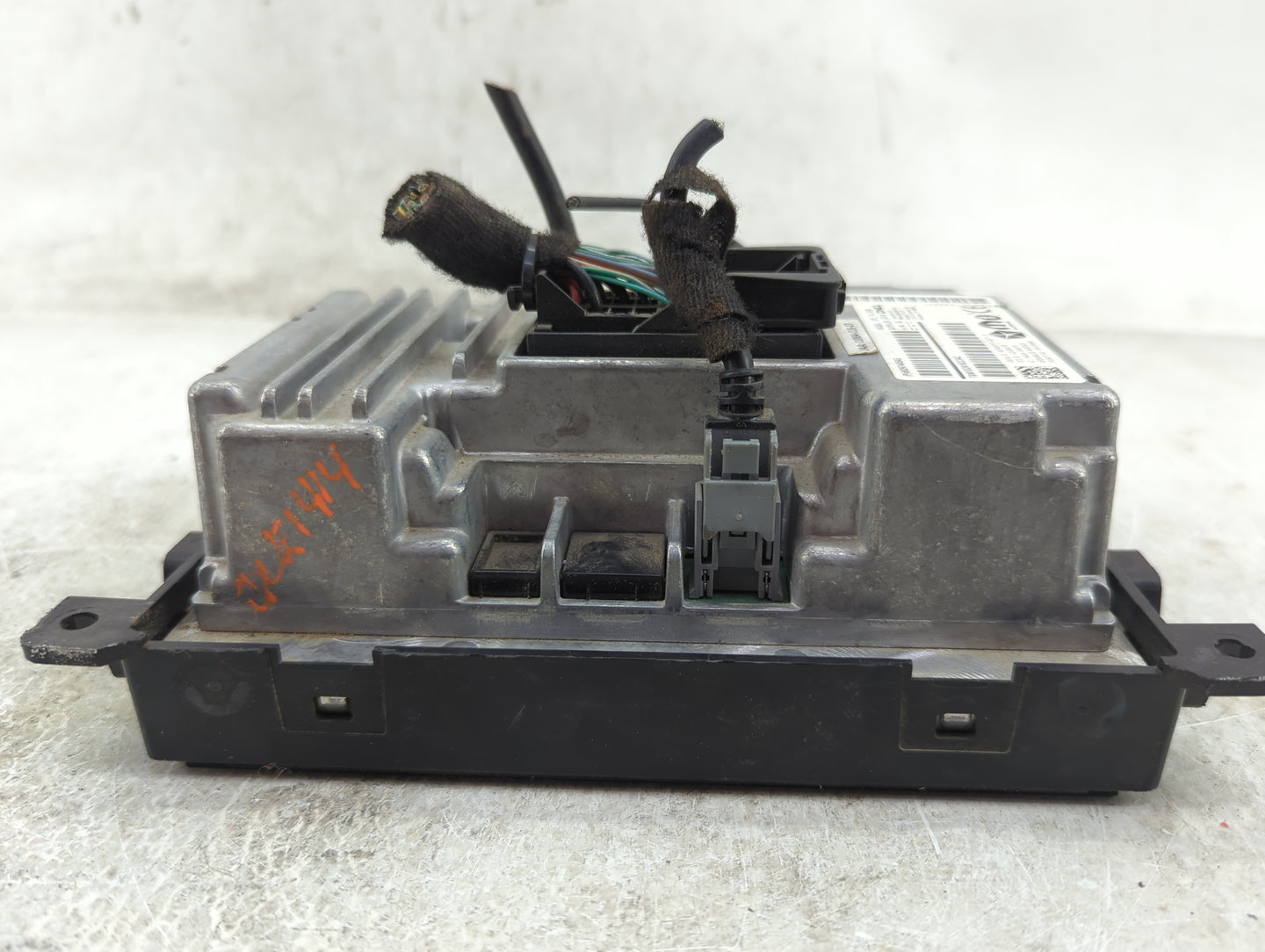 2019 Jeep Cherokee Radio AM FM Cd Player Receiver Replacement P/N:P68297445AG P68297445AH, RCPDFVP17-0277-A1, L2CDD69TR Fits
