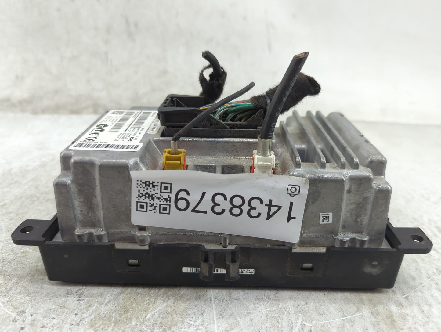 2019 Jeep Cherokee Radio AM FM Cd Player Receiver Replacement P/N:P68297445AG P68297445AH, RCPDFVP17-0277-A1, L2CDD69TR Fits