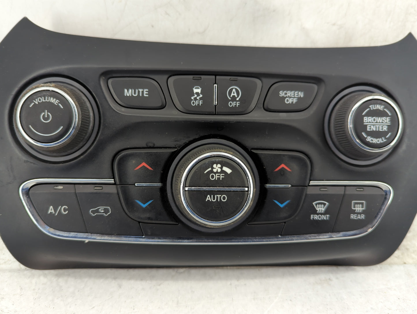 2019-2022 Jeep Cherokee Climate Control Module Temperature AC/Heater Replacement P/N:68285942AD Fits Fits 2019 2020 2021 202