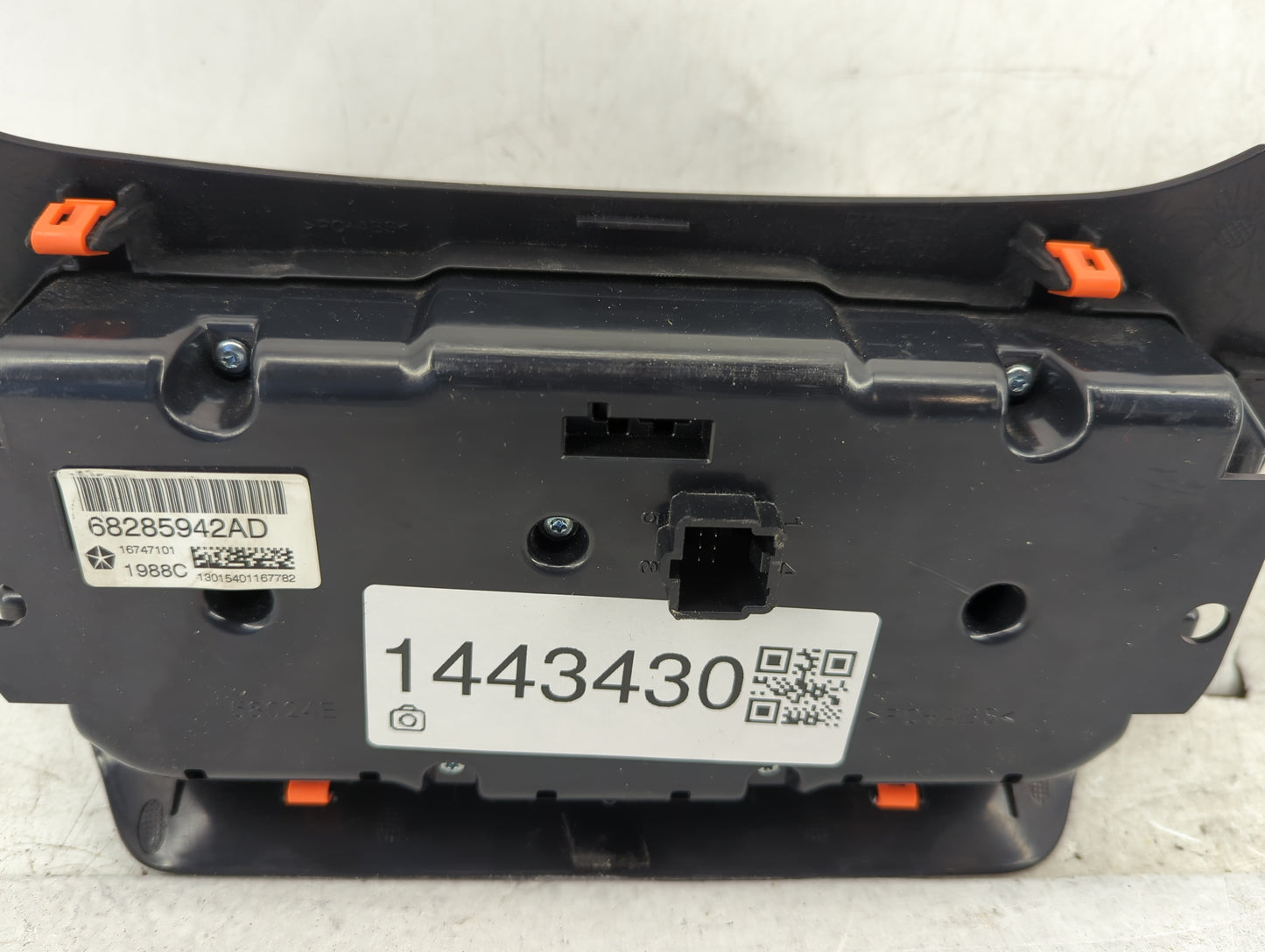 2019-2022 Jeep Cherokee Climate Control Module Temperature AC/Heater Replacement P/N:68285942AD Fits Fits 2019 2020 2021 202