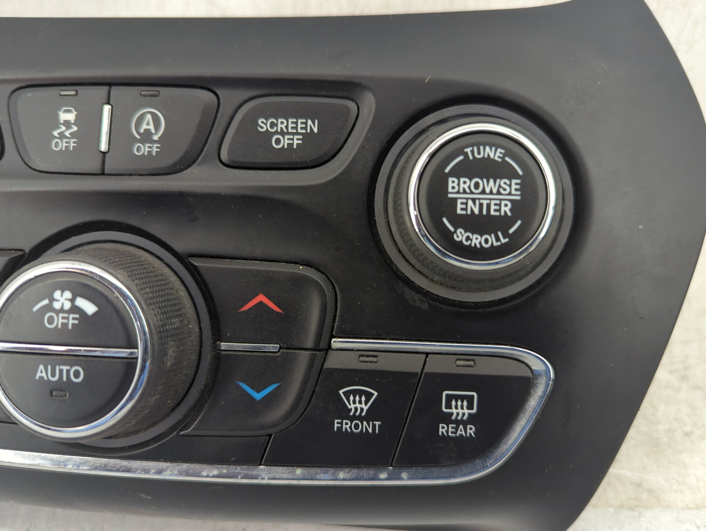 2019-2022 Jeep Cherokee Climate Control Module Temperature AC/Heater Replacement P/N:68285942AD Fits Fits 2019 2020 2021 202