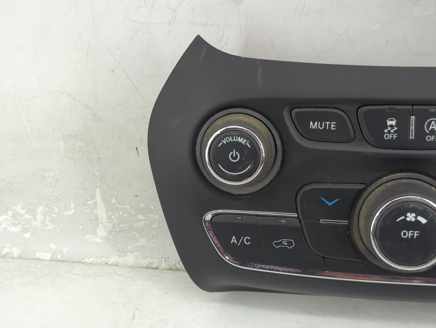 2019-2022 Jeep Cherokee Climate Control Module Temperature AC/Heater Replacement P/N:68285938AD Fits Fits 2019 2020 2021 202