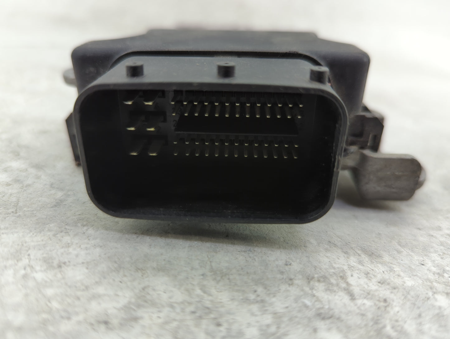 2014-2021 Jeep Cherokee Transmission Control Module Tcu Tcm - Oemusedautoparts1.com