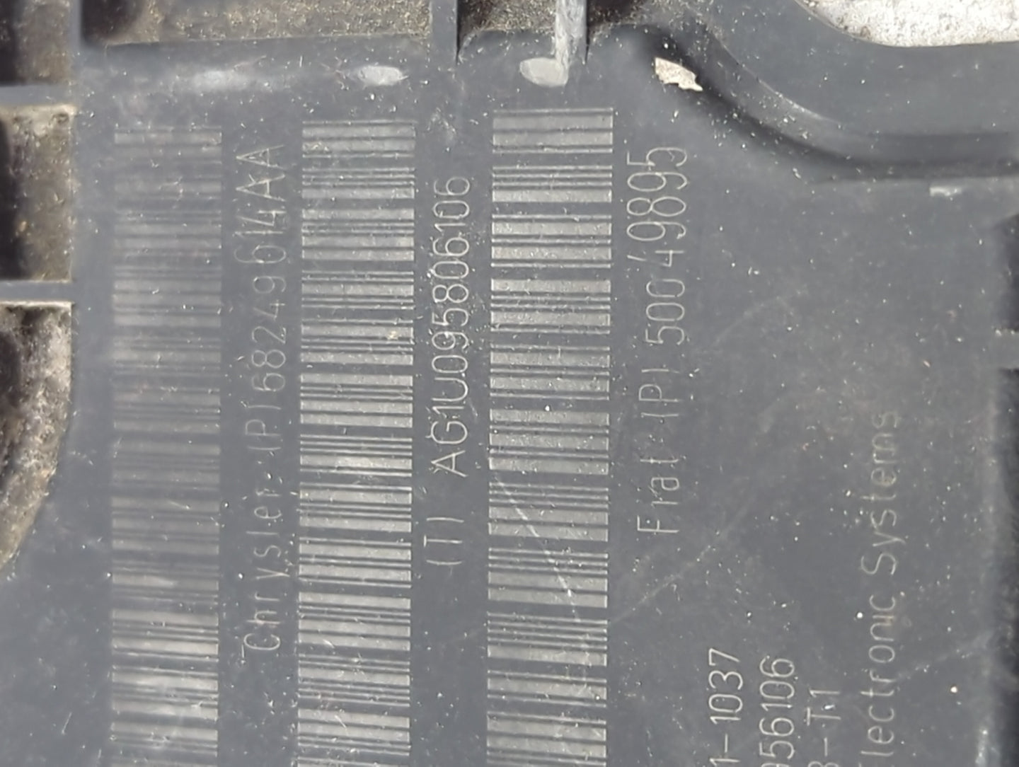 2014-2021 Jeep Cherokee Transmission Control Module Tcu Tcm - Oemusedautoparts1.com