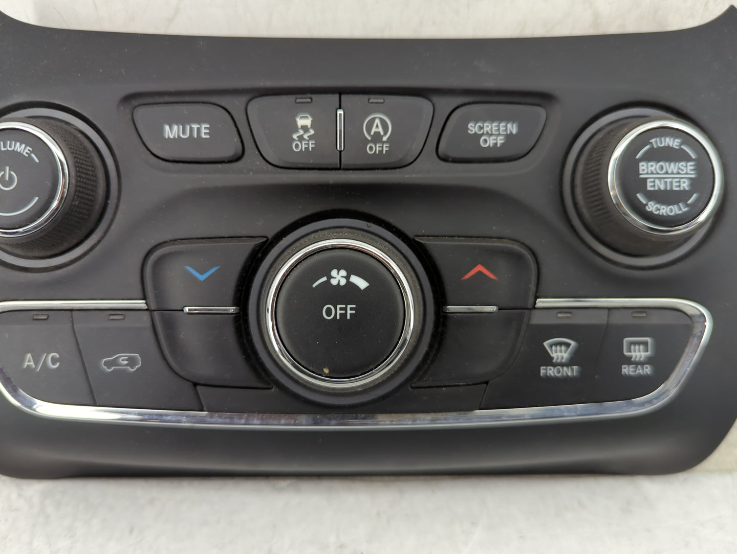 2019-2022 Jeep Cherokee Climate Control Module Temperature AC/Heater Replacement P/N:68285938AC Fits Fits 2019 2020 2021 202