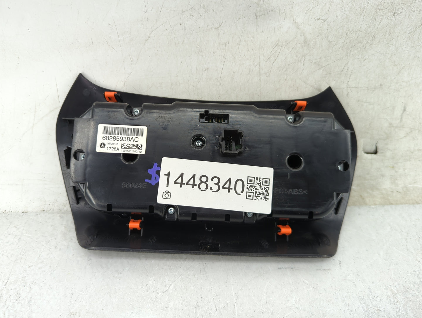2019-2022 Jeep Cherokee Climate Control Module Temperature AC/Heater Replacement P/N:68285938AC Fits Fits 2019 2020 2021 202