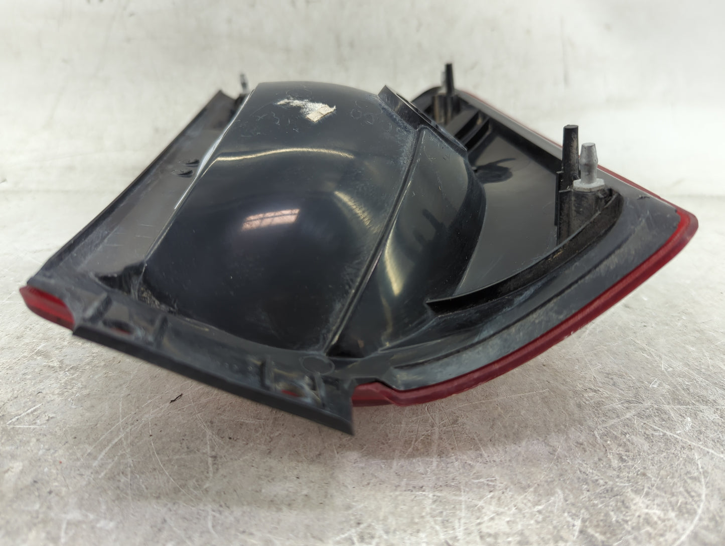 2019-2022 Jeep Cherokee Tail Light Assembly Passenger Right OEM P/N:44ZH-1093 Fits Fits 2019 2020 2021 2022 OEM Used Auto Pa