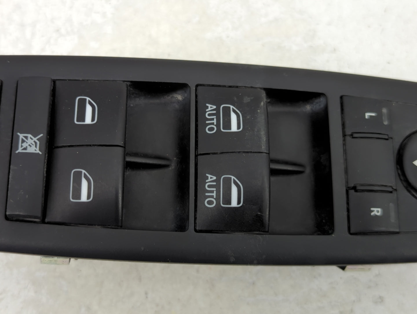 2015-2022 Jeep Cherokee Master Power Window Switch Replacement Driver Side Left P/N:68271206AB Fits OEM Used Auto Parts - Oe