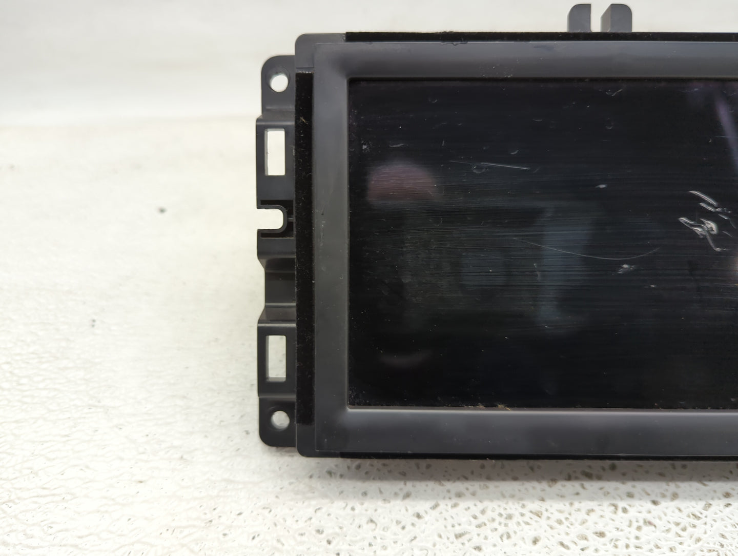 2019 Jeep Cherokee Information Display Screen - Oemusedautoparts1.com
