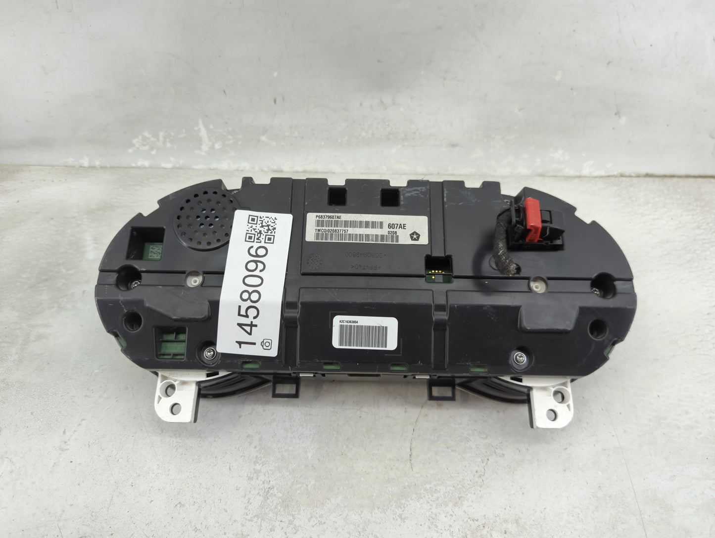 2019 Jeep Cherokee Instrument Cluster Speedometer Gauges P/N:P68379607AE TMCQI020837757 Miles: Fits OEM Used Auto Parts - Oe