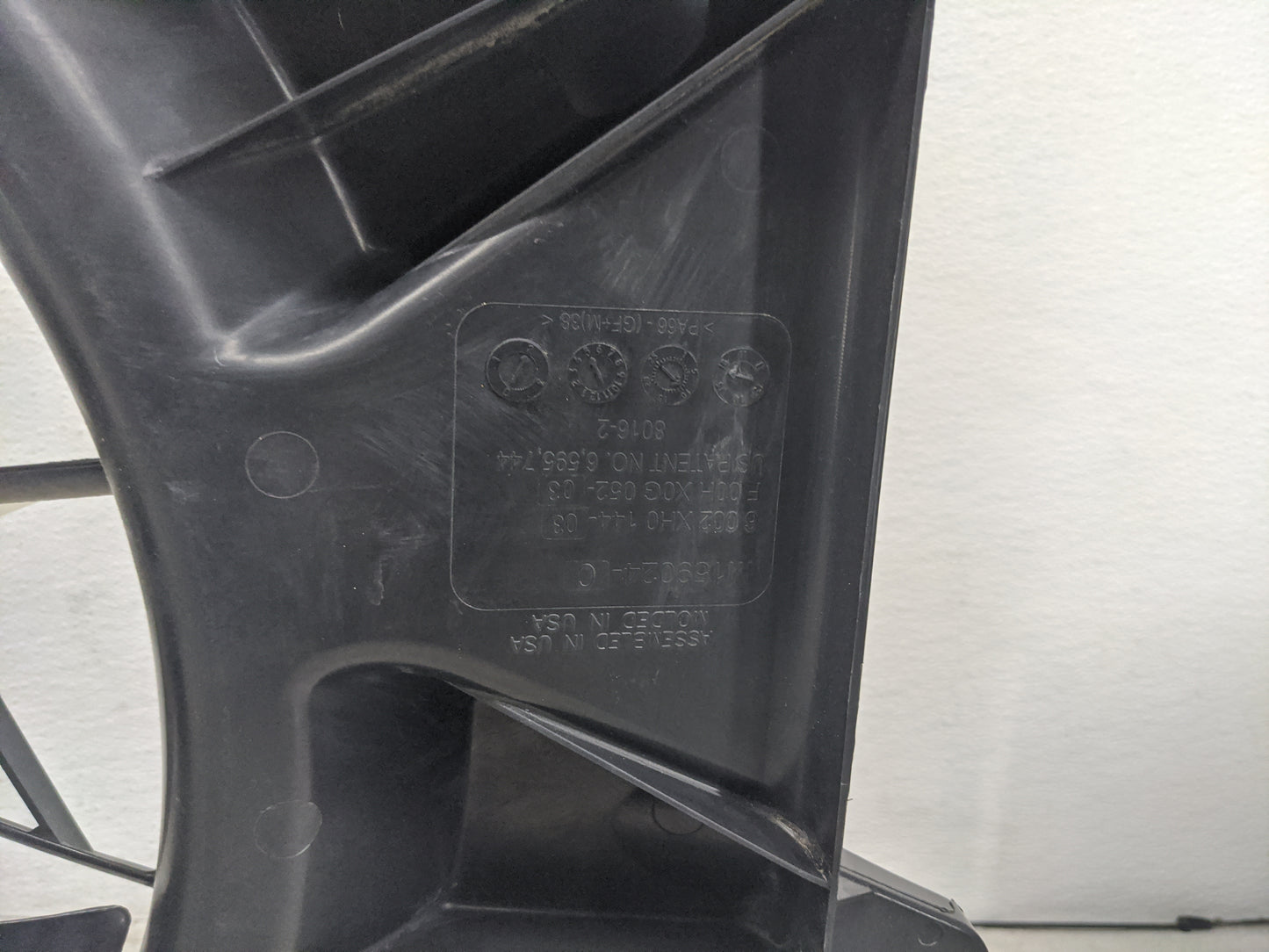 2014-2022 Jeep Cherokee Electric Radiator Cooling Fan Motor Assembly - Oemusedautoparts1.com