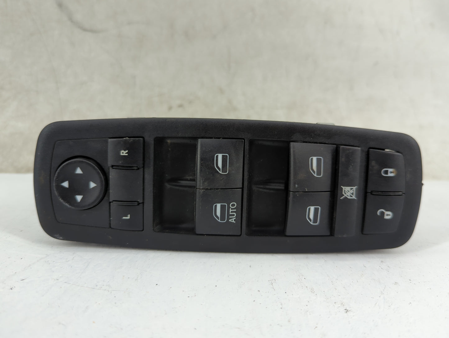 2017-2022 Jeep Cherokee Master Power Window Switch Replacement Driver Side Left P/N:68275252AE 10132777 Fits OEM Used Auto P