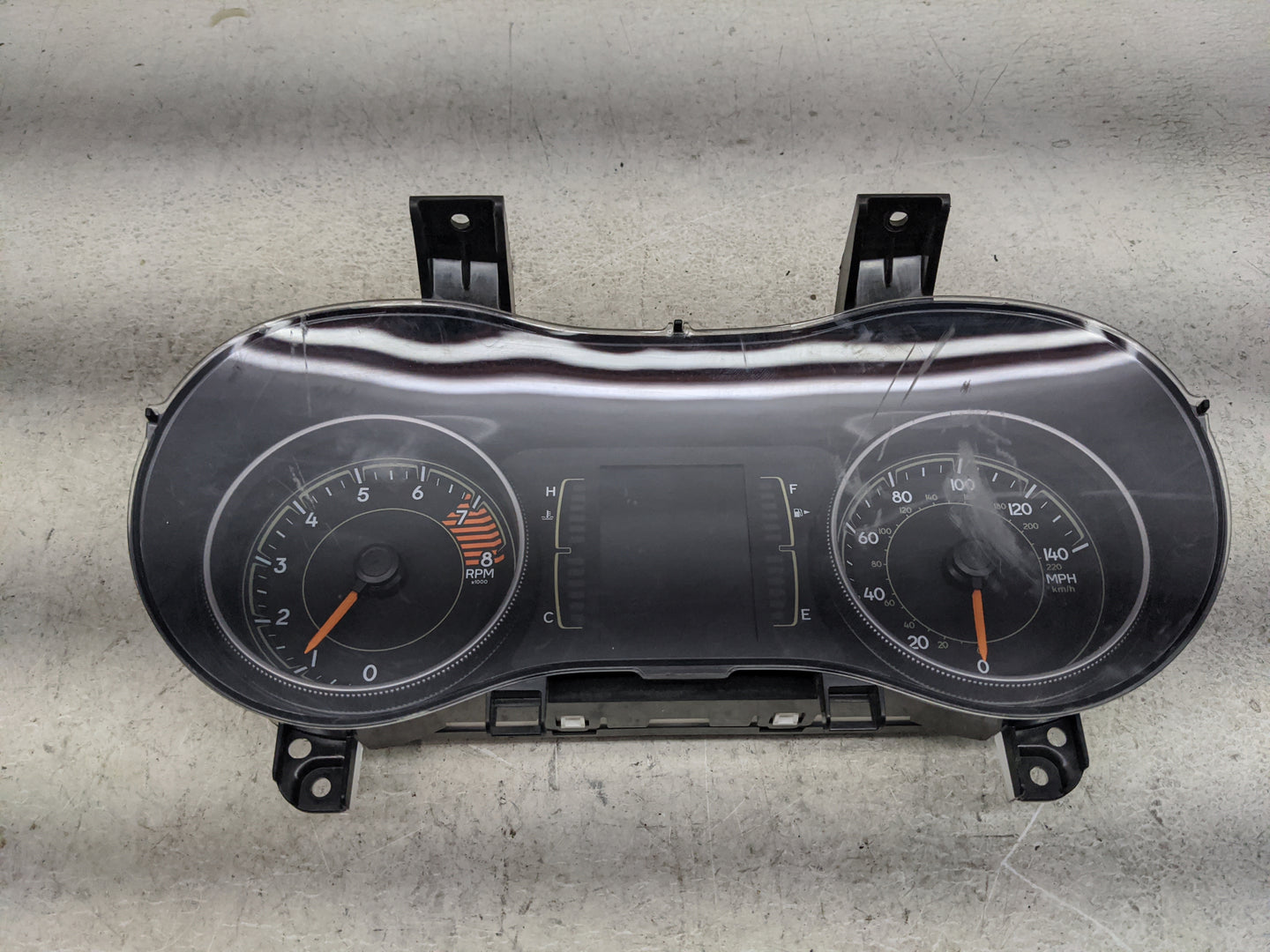 2019 Jeep Cherokee Instrument Cluster Speedometer Gauges P/N:P68379590AE A2C80949600, A2C19776404 Miles:23K Fits OEM Used Au
