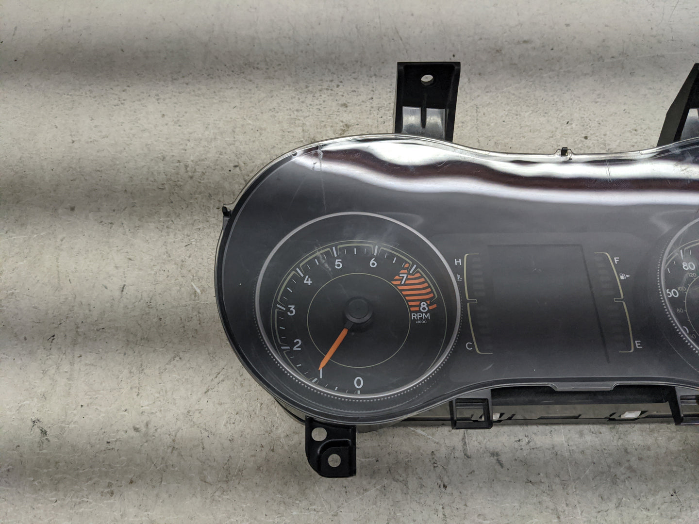 2019 Jeep Cherokee Instrument Cluster Speedometer Gauges P/N:P68379590AE A2C80949600, A2C19776404 Miles:23K Fits OEM Used Au