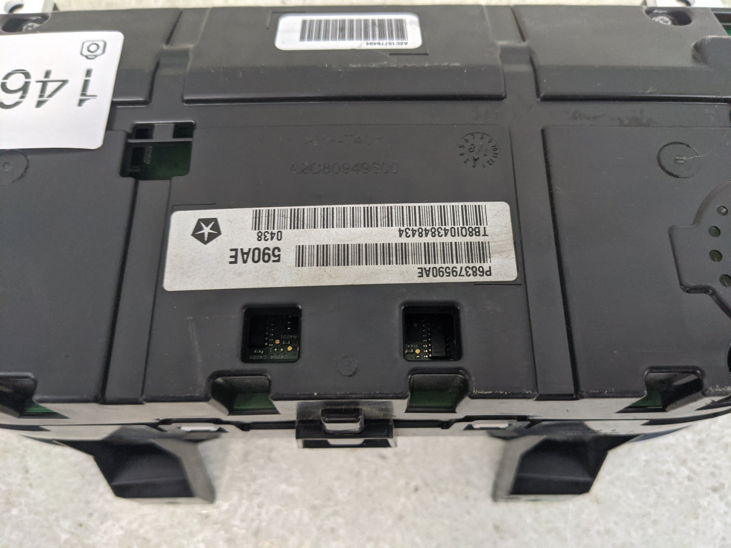 2019 Jeep Cherokee Instrument Cluster Speedometer Gauges P/N:P68379590AE A2C80949600, A2C19776404 Miles:23K Fits OEM Used Au