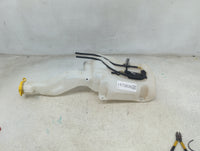 2019-2022 Jeep Cherokee Windshield Washer Fluid Reservoir Bottle Oem - Oemusedautoparts1.com