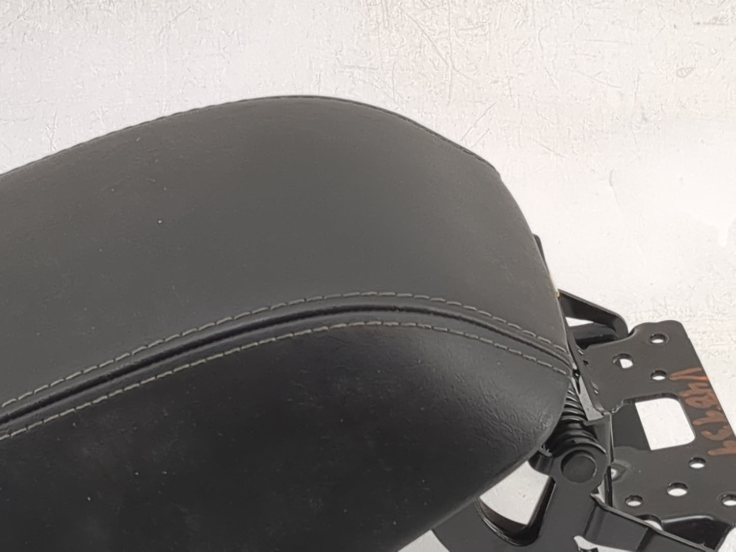 2019 Jeep Cherokee Center Console Armrest Cover Lid Fits OEM Used Auto Parts - Oemusedautoparts1.com