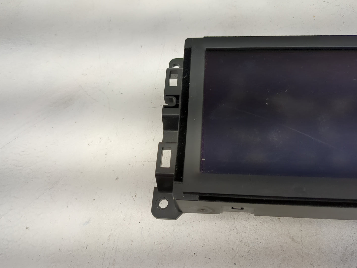 2019 Jeep Cherokee Information Display Screen 1479685 - Oemusedautoparts1.com