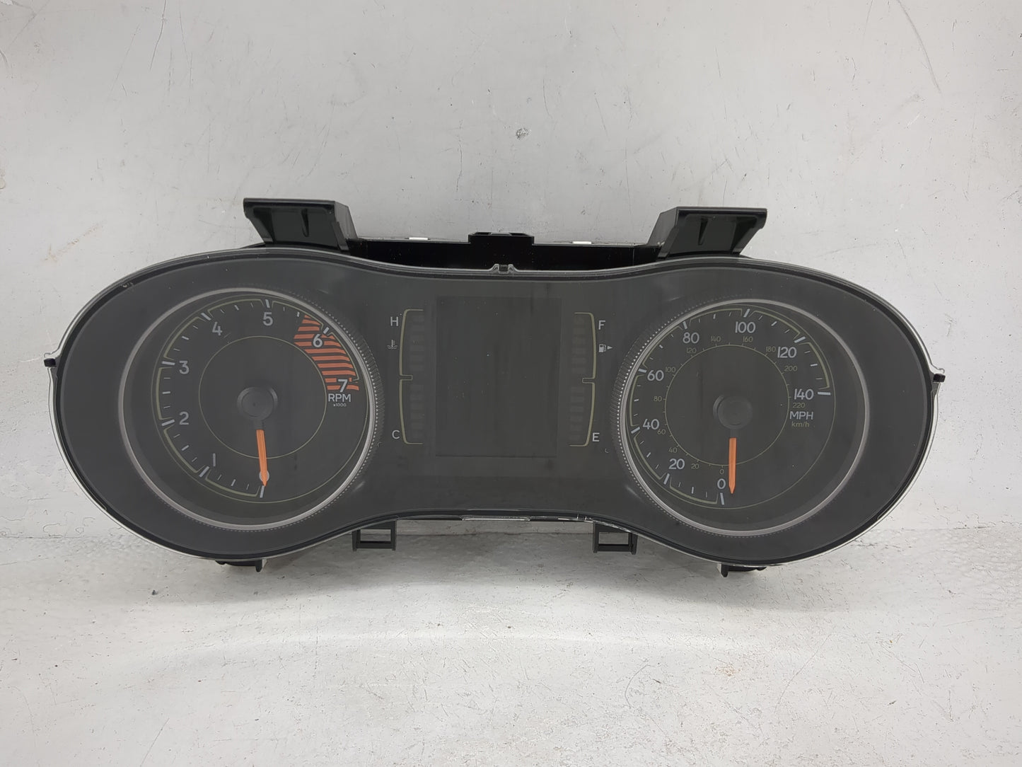 2019 Jeep Cherokee Instrument Cluster Speedometer Gauges P/N:P68379592AE A2C80949600 Miles: Fits OEM Used Auto Parts - Oemus