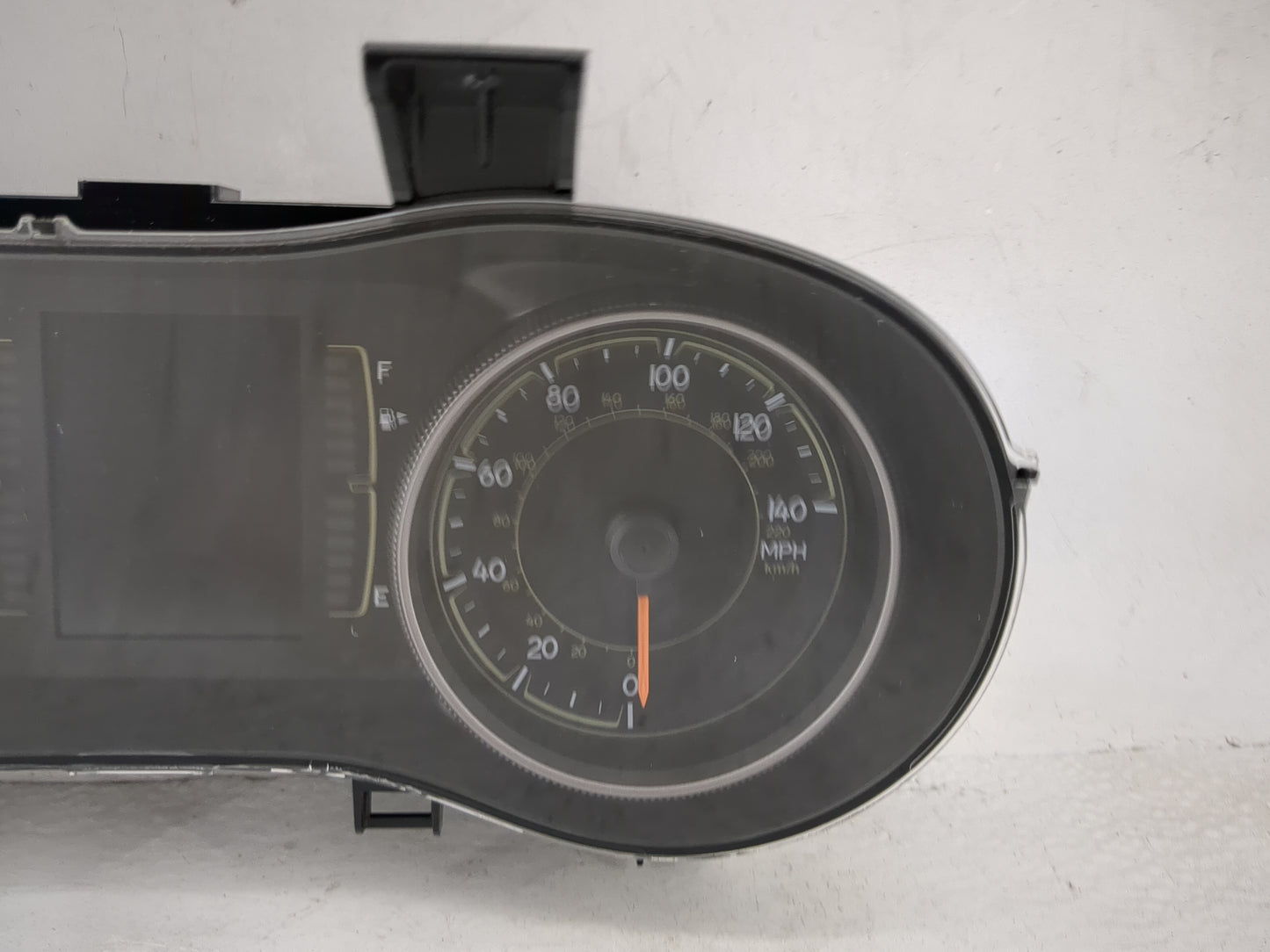 2019 Jeep Cherokee Instrument Cluster Speedometer Gauges P/N:P68379592AE A2C80949600 Miles: Fits OEM Used Auto Parts - Oemus