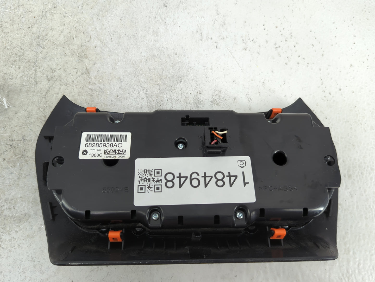 2019-2022 Jeep Cherokee Climate Control Module Temperature AC/Heater Replacement P/N:68285938AC 16731101 Fits OEM Used Auto 